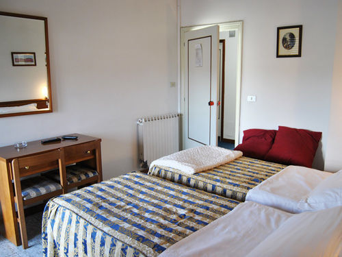 Hotel Santorotto Di Fabio Terrosi 3*